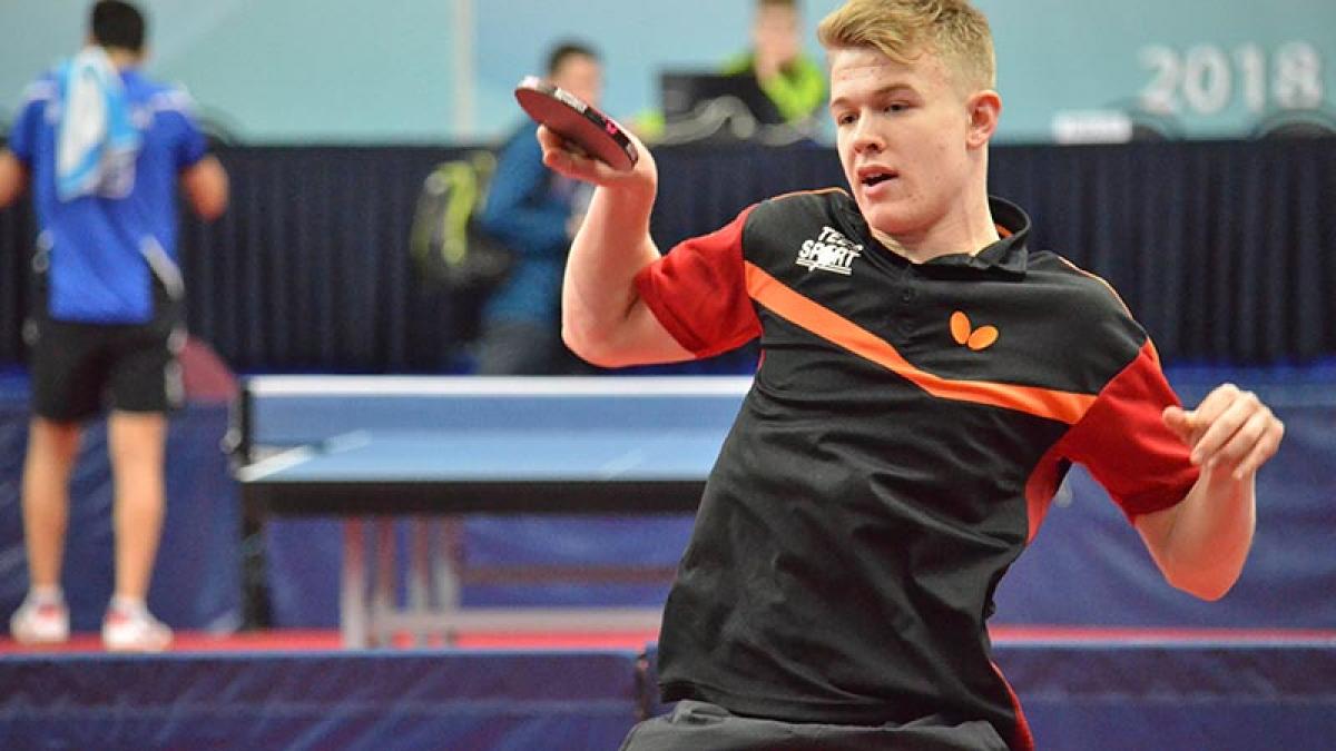Jarvis wins thriller to set up Samsonov tie Jarvis wins thriller to set up Samsonov tie